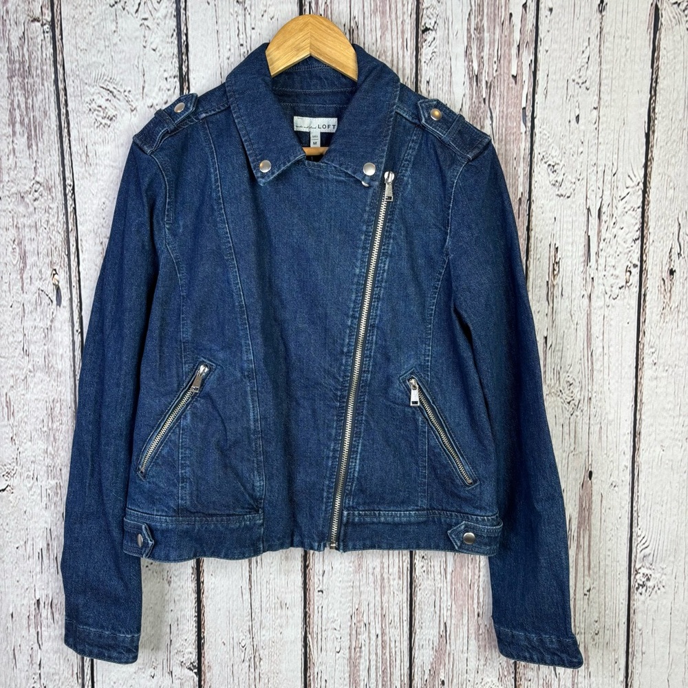 🏷️NWT LOFT Denim Moto Jacket Size Medium Blue Zip Pockets Asymmetrical Zip NEW!